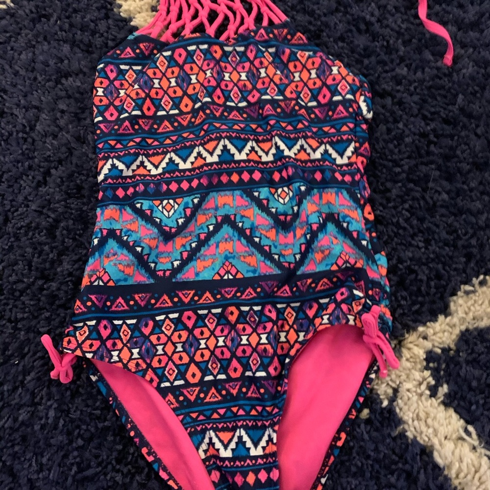 COPY - a bathing suit one peice